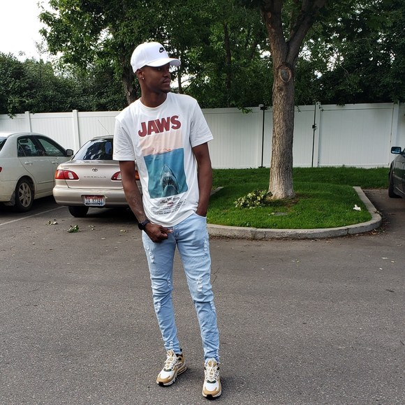 Meet your Posher, Ferthon - Picture 1 of 1